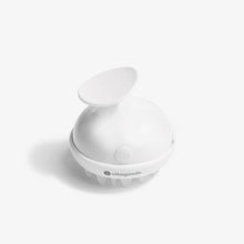 Load image into Gallery viewer, Groove | Rejuvenating Scalp Massager
